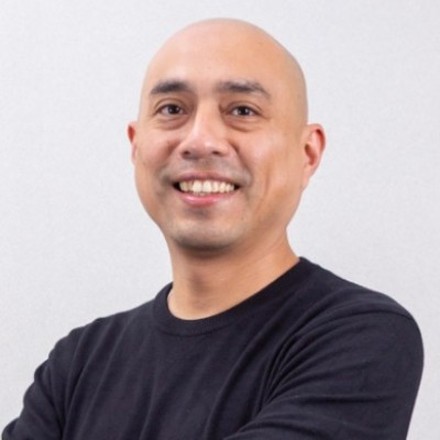 Luis H. Chia